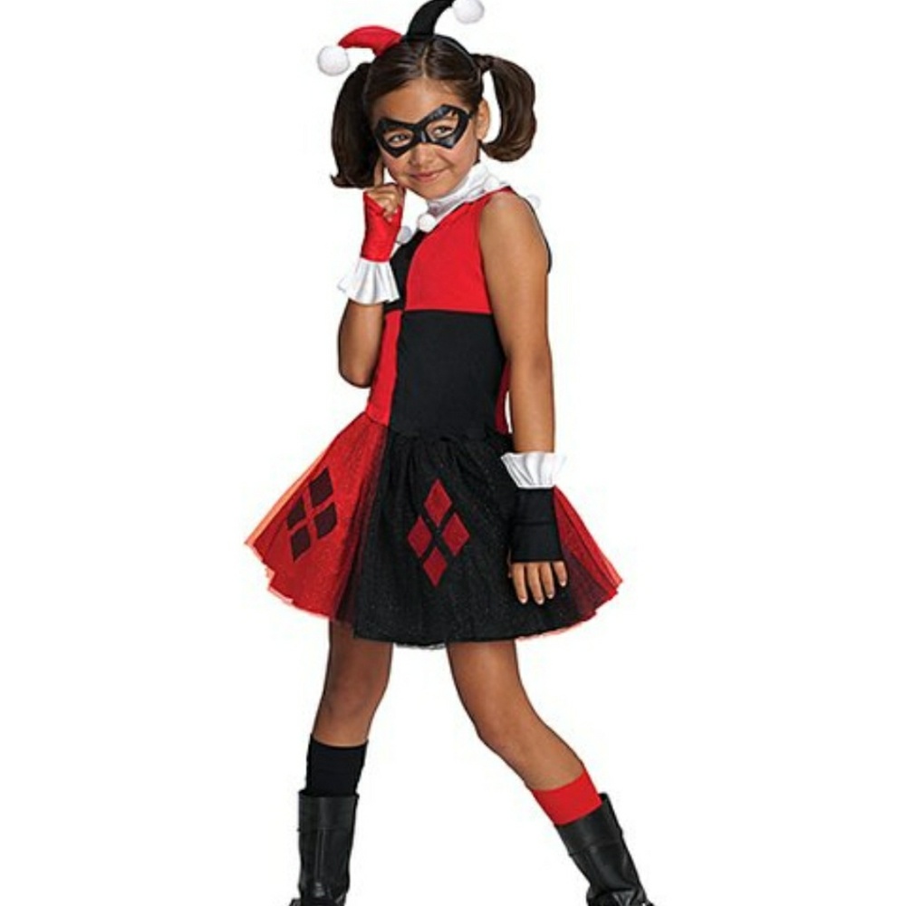 Costume